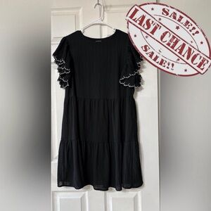 Who What Wear Women’s Size Medium Black Textured Dress